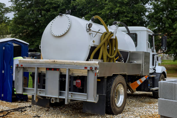 Best Portable restroom trailer rental  in Gateway, FL